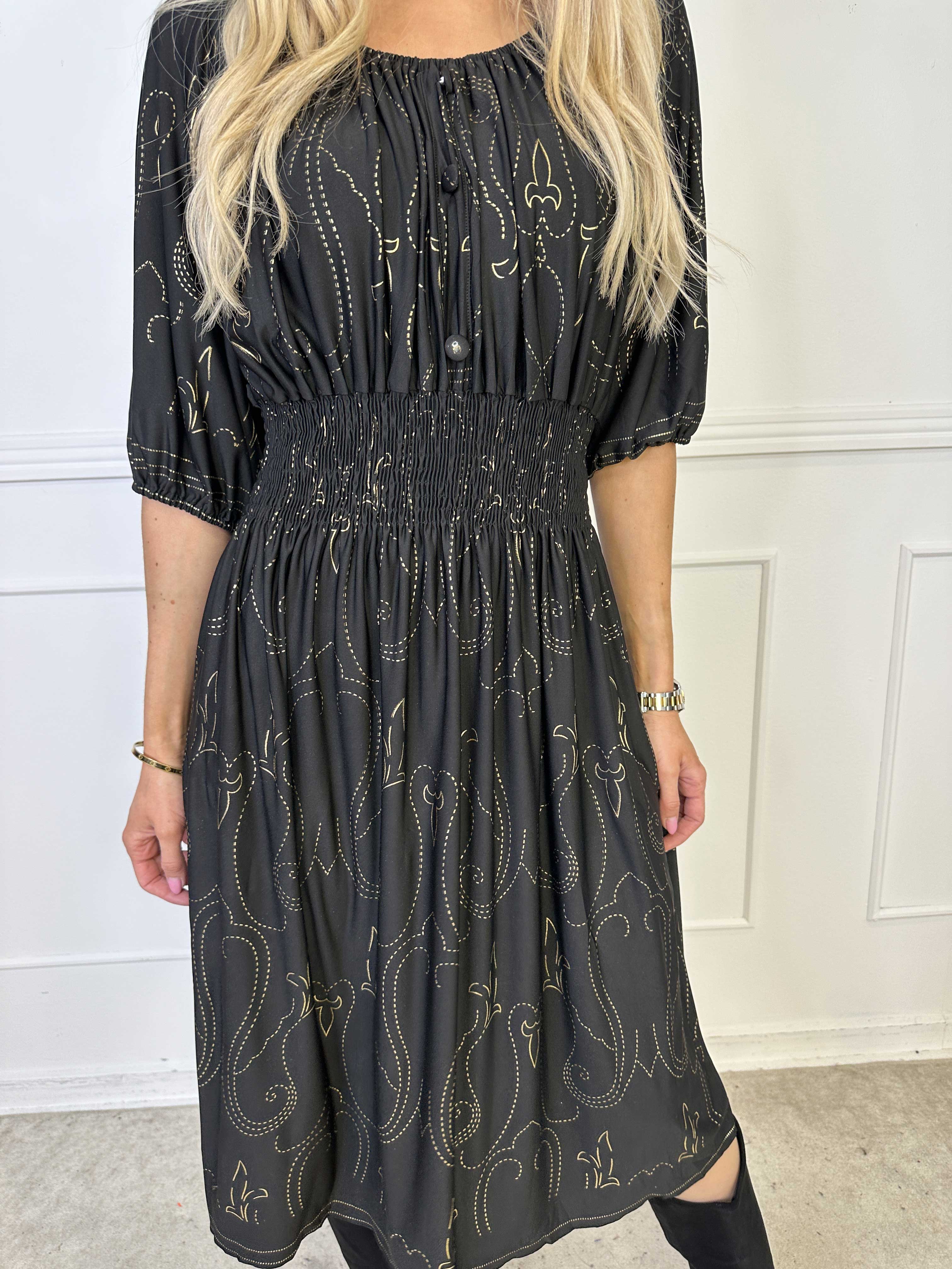 Cora Royal Gold Midi - Elastisk kjole med guld print